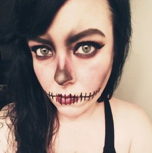 Meet your Posher, Corynn